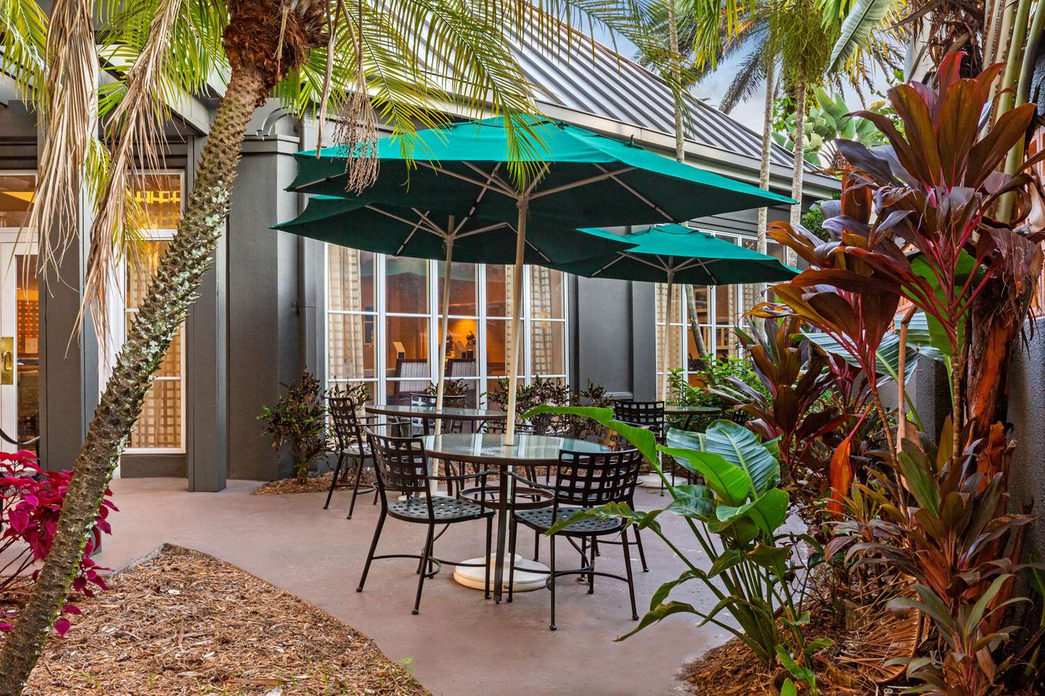 La Quinta Inn & Suites by Wyndham Ft. Lauderdale Plantation 2/24