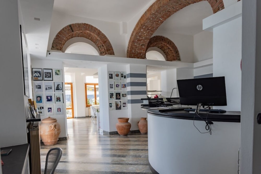 Hotel Paradiso 38/51