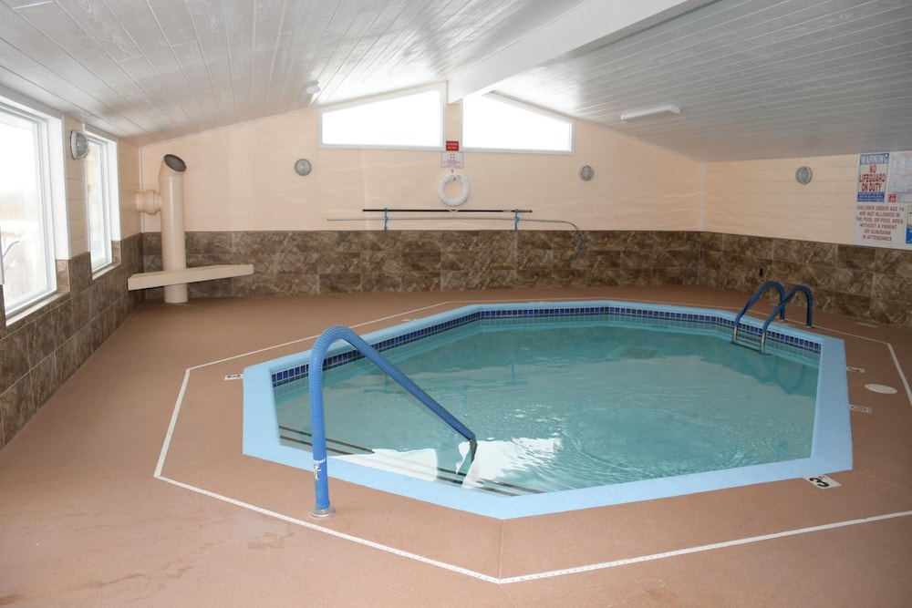 Regency Inn Suites 45/57