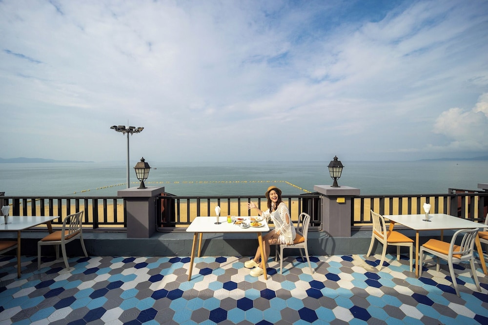 Seaside Jomtien Beach 45/50