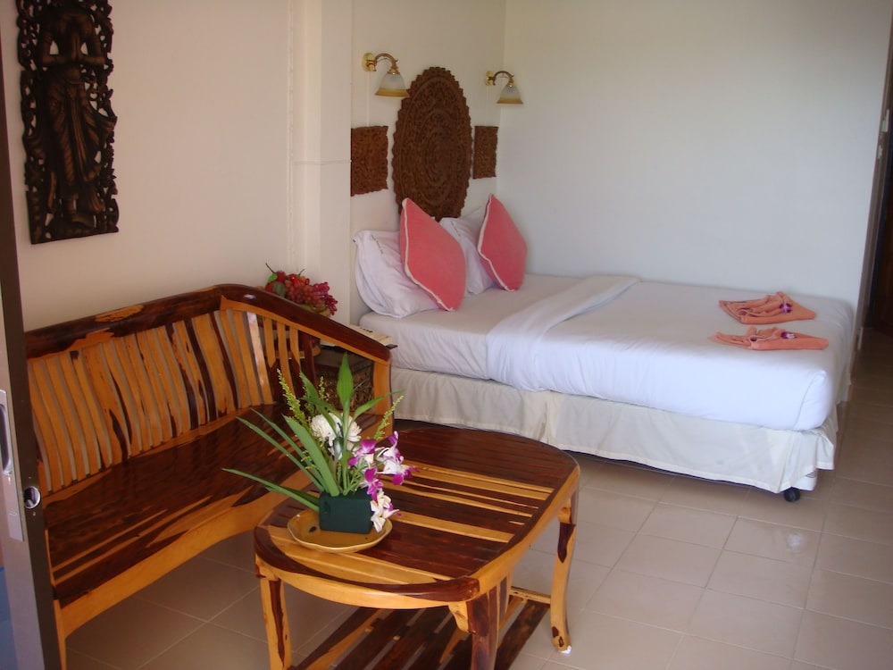 BAAN KARON HILL PHUKET RESORT 23/53