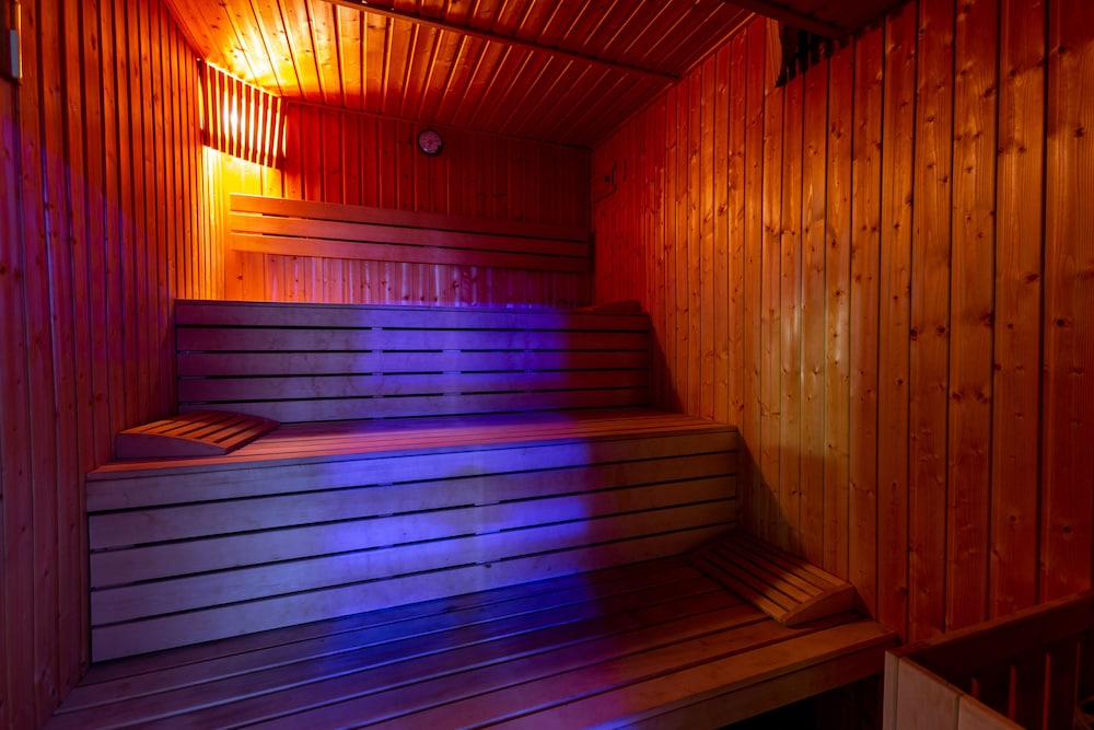Golden Time Hotel 32/62