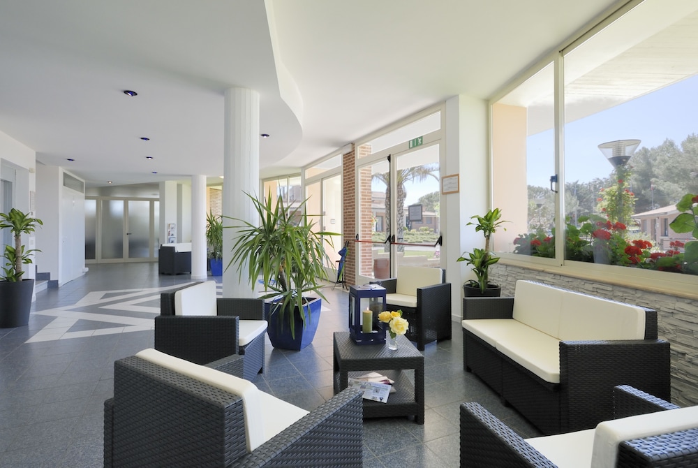 Villaggio Turistico Residence La Cecinella 55/77
