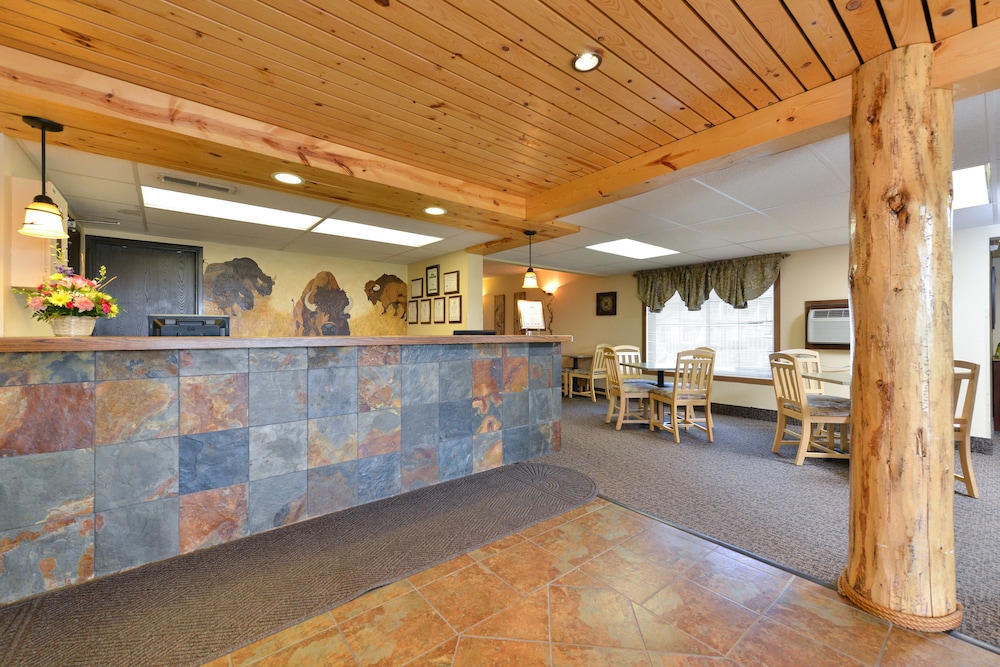 Super 8 by Wyndham Rapid City 2/42