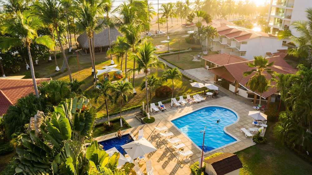 Hotel Y Villas Tangerí 58/62
