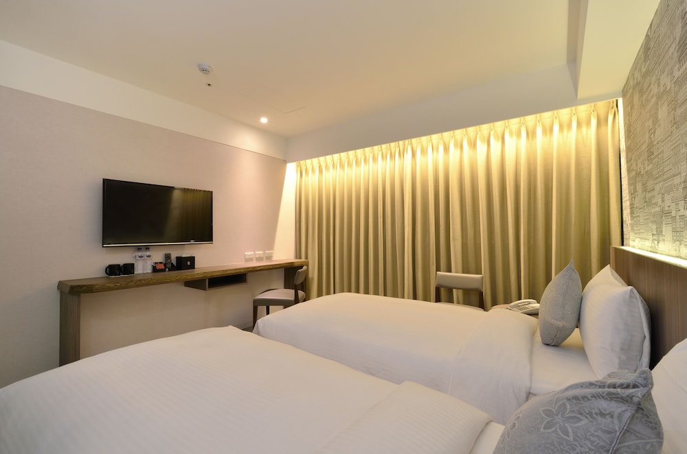 Guide Hotel Taipei Fuxing N. 30/71