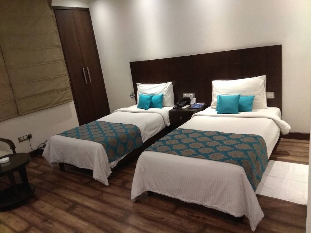HOTEL THE LEGEND INN 22/49