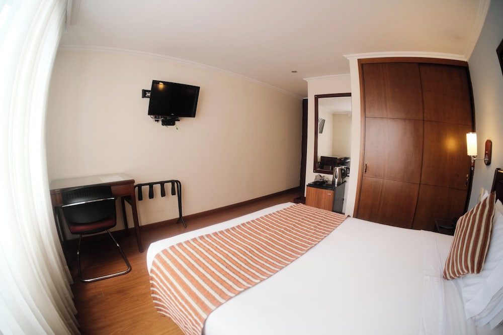 San Pablo Hotel 15/65