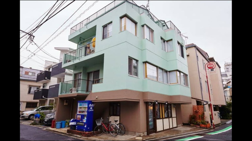 Belle Via Tokyo 42/50