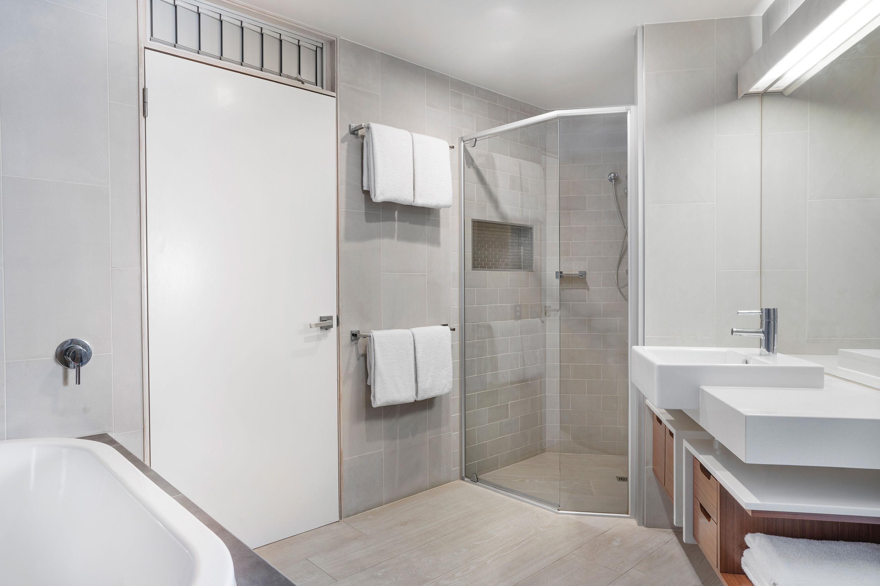 3 Bedrooms, Villa