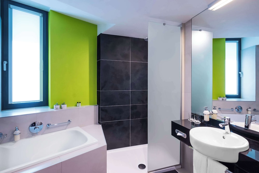 Lindner Hotel Bratislava, Part of Jdv by Hyatt 65/65