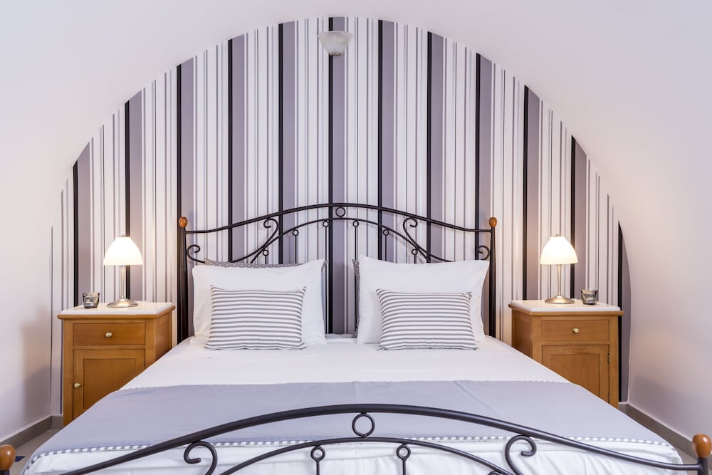 HONEYMOON, SUITE