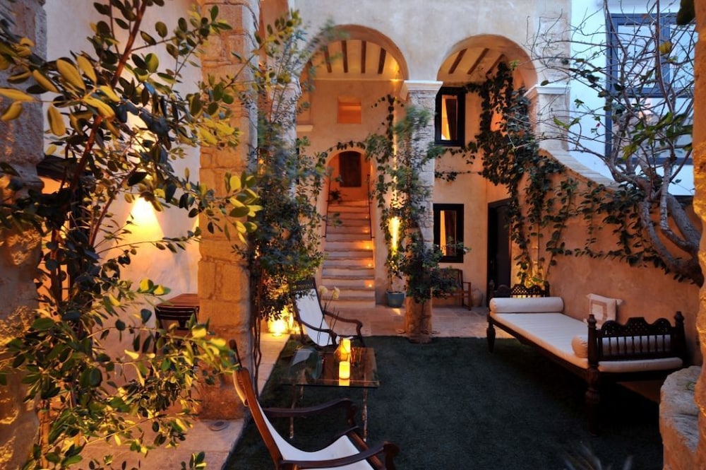 Hotel Boutique V 1/69
