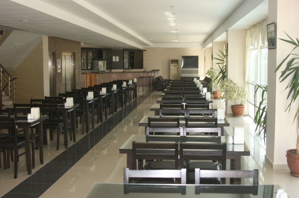 Prima Hotel 54/70