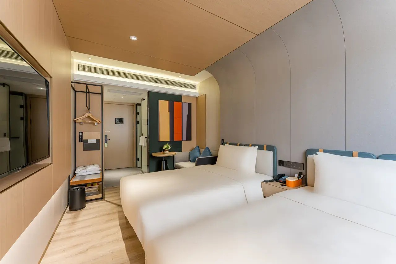 Atour Hotel Shanghai Expo High-tech West Road Metro Station 15/24