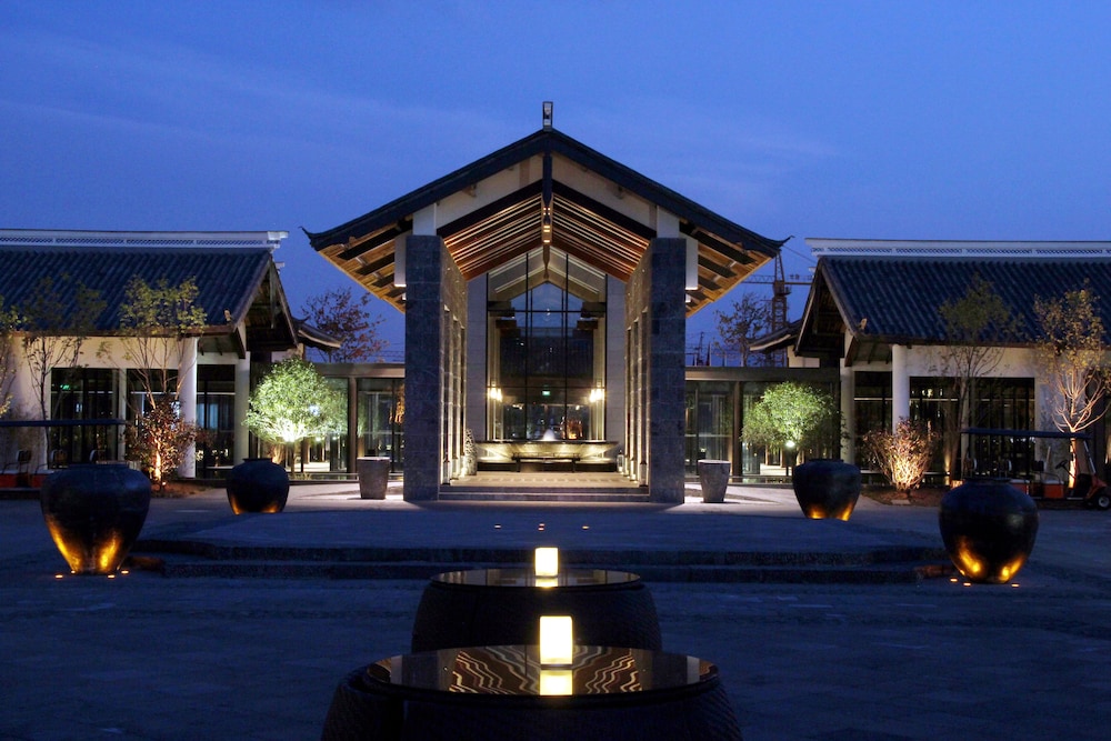 PULLMAN LIJIANG RESORT AND SPA 5/50