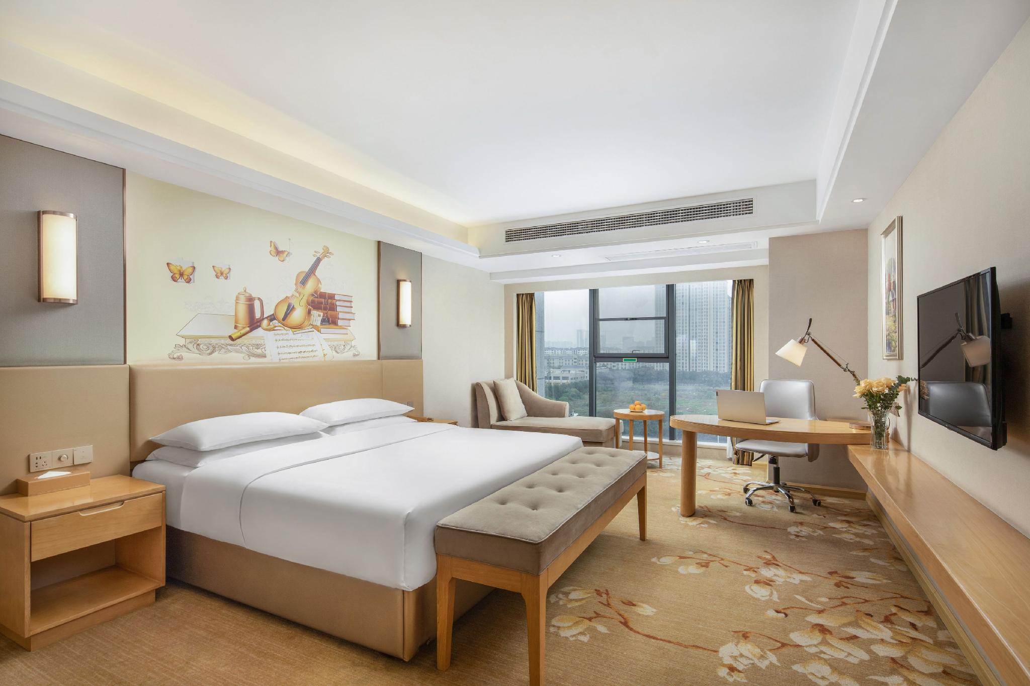 Vienna International Hotel (Xinwuzhong, Dengcheng Avenue, Xiangyang) 17/34