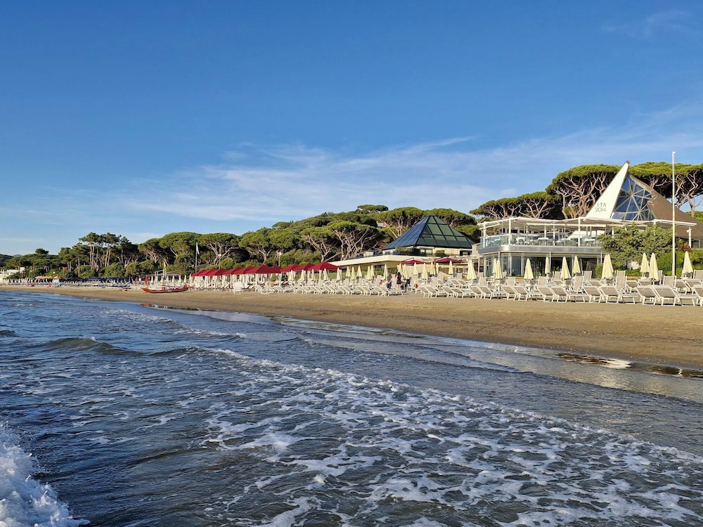 Cala Beach Resort 50/65