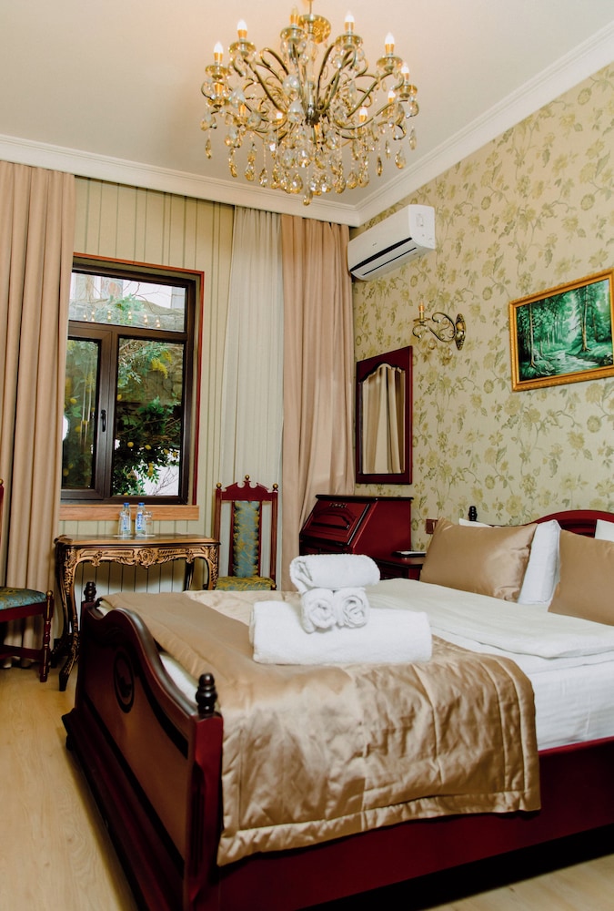 BASIC, DOUBLE BED