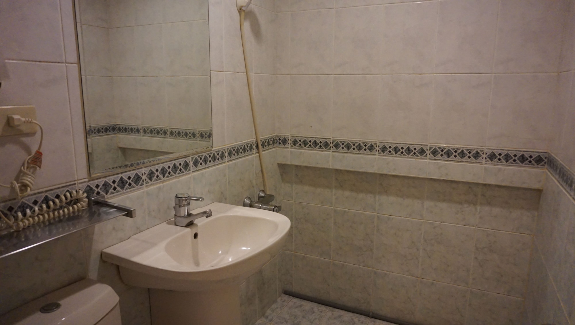 1 BEDROOM, ECONOMY, SINGLE