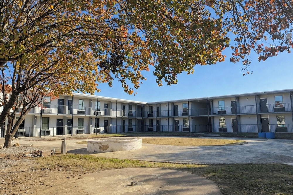 Motel6 Sherman, TX 28/30