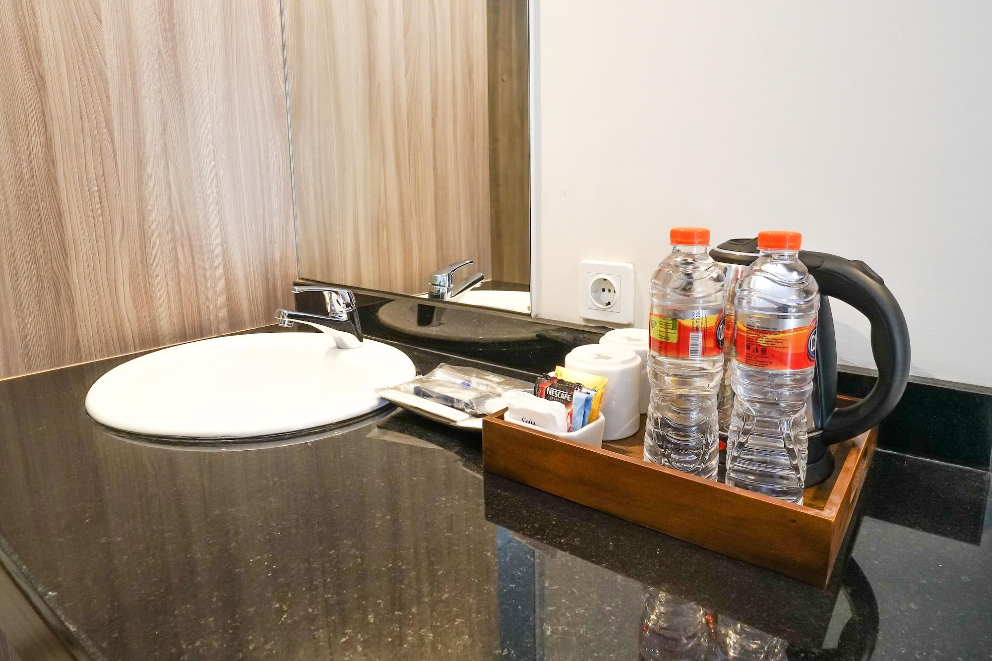 My Tower Hotel Surabaya 11/19