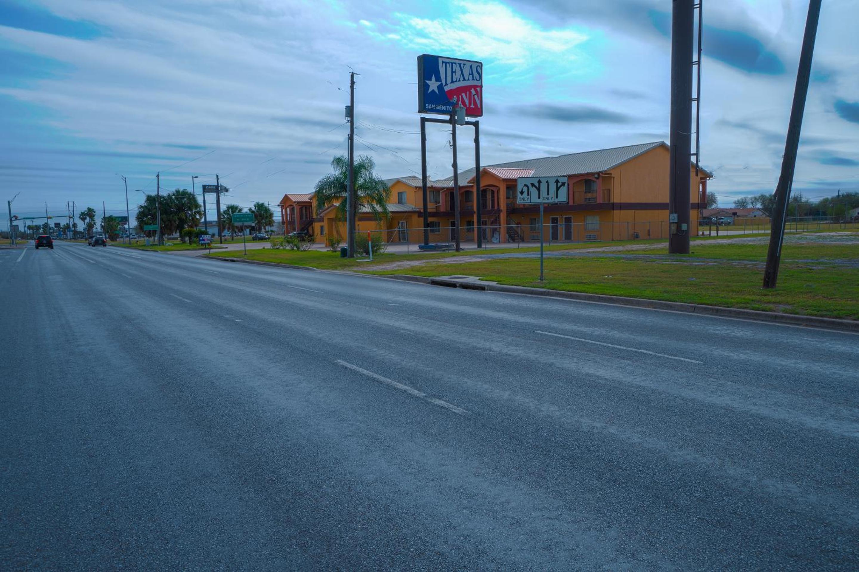 Executive Inn and Suites 41/50