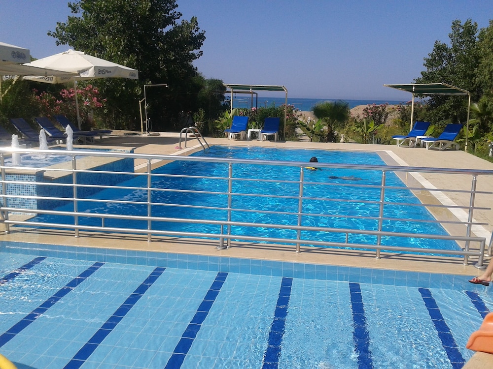Hotel Grun 27/50