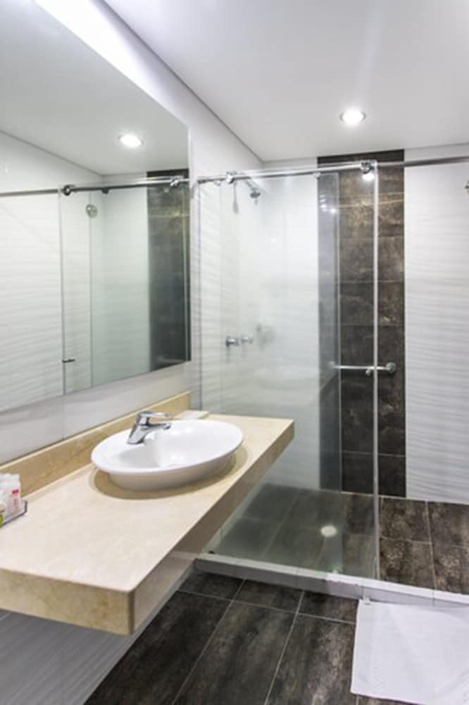 Hotel San Juan Internacional Ex Ramada Bucaramanga 32/67