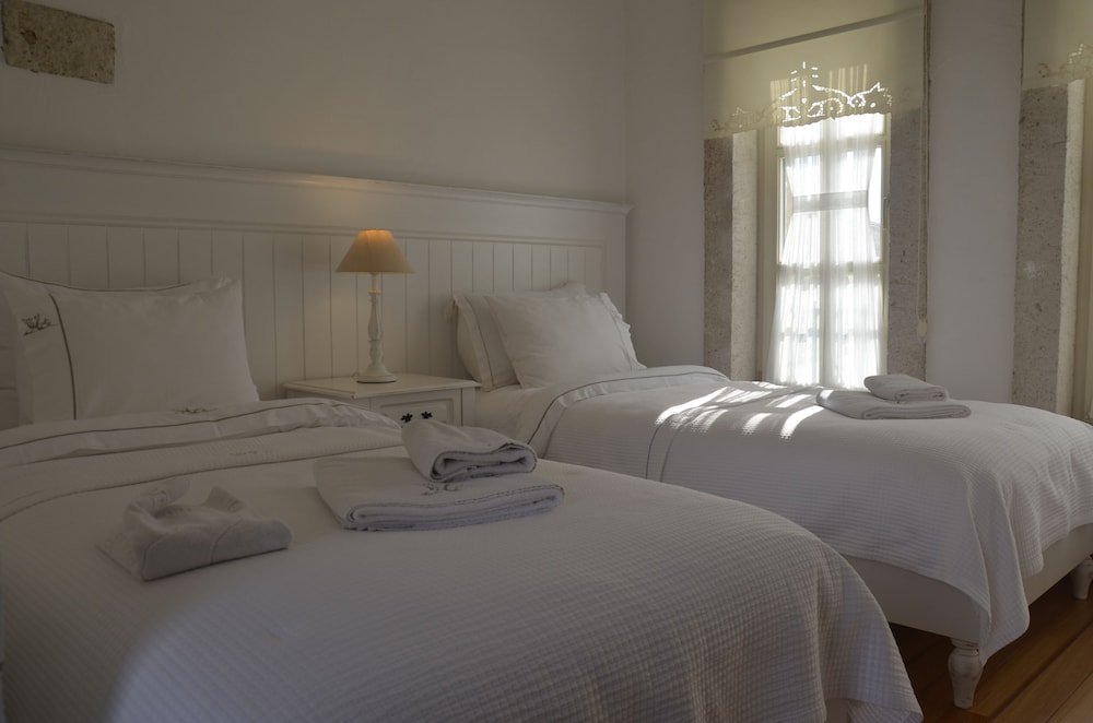 ROOM, TWIN BEDS, HIGH FLOOR