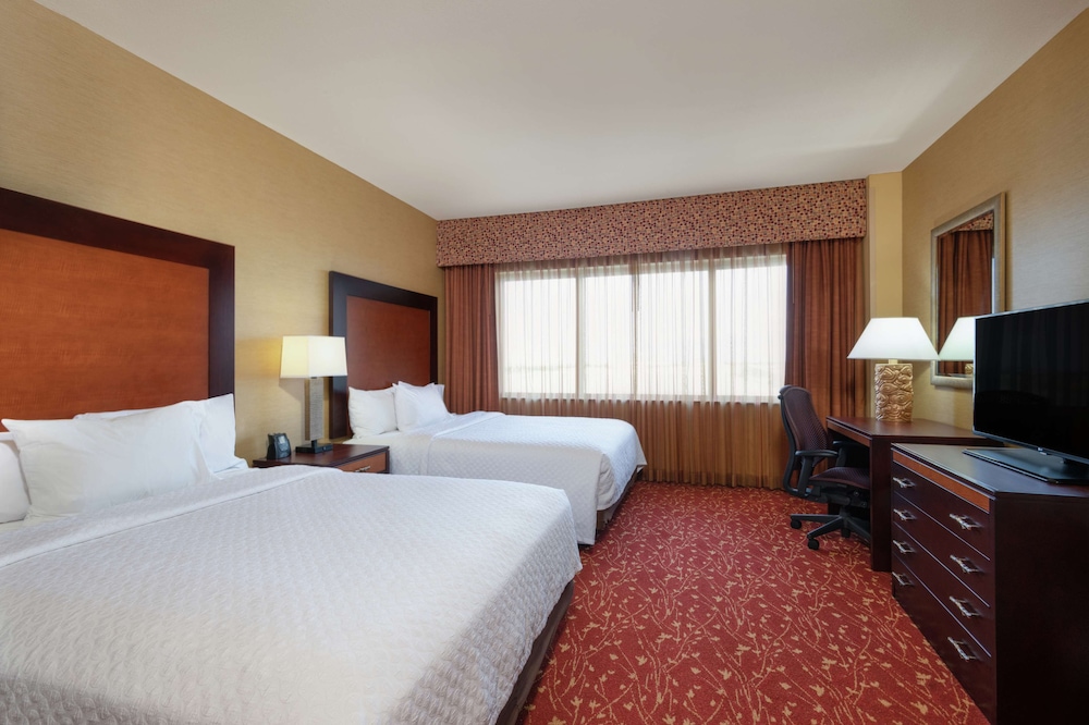 Embassy Suites by Hilton Loveland Hotel Conference Center and Spa 14/60