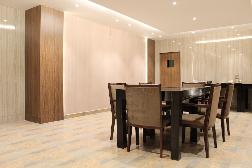 IWE SUITES, BANGALORE 11/50
