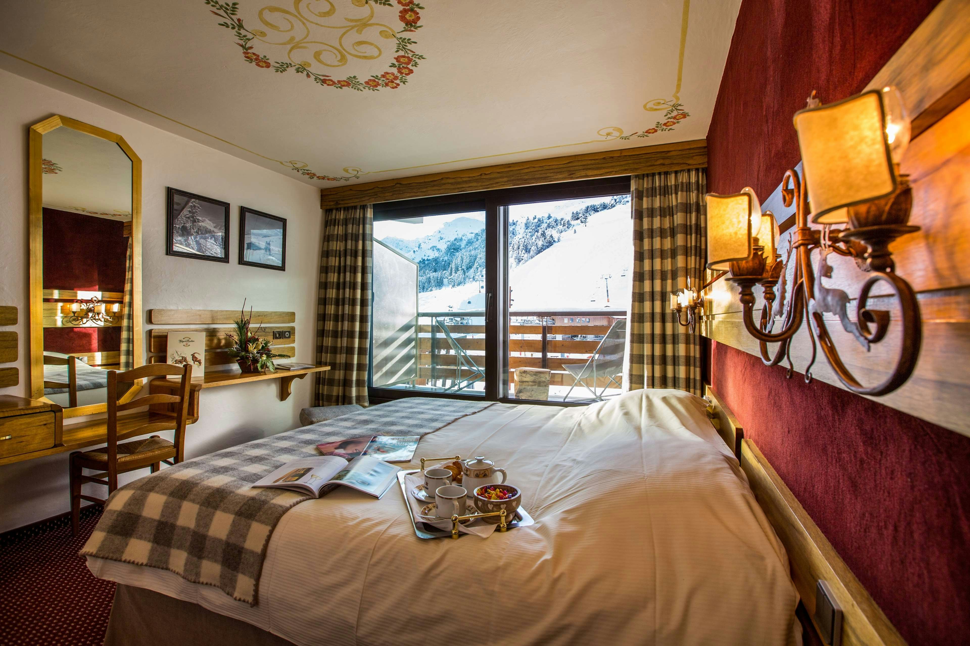 Hotel Alpen Ruitor 7/28