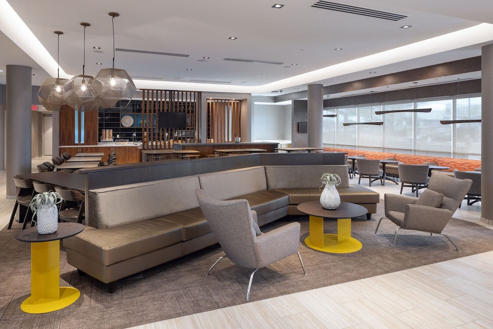 SpringHill Suites by Marriott Tucson at The Bridges 27/36