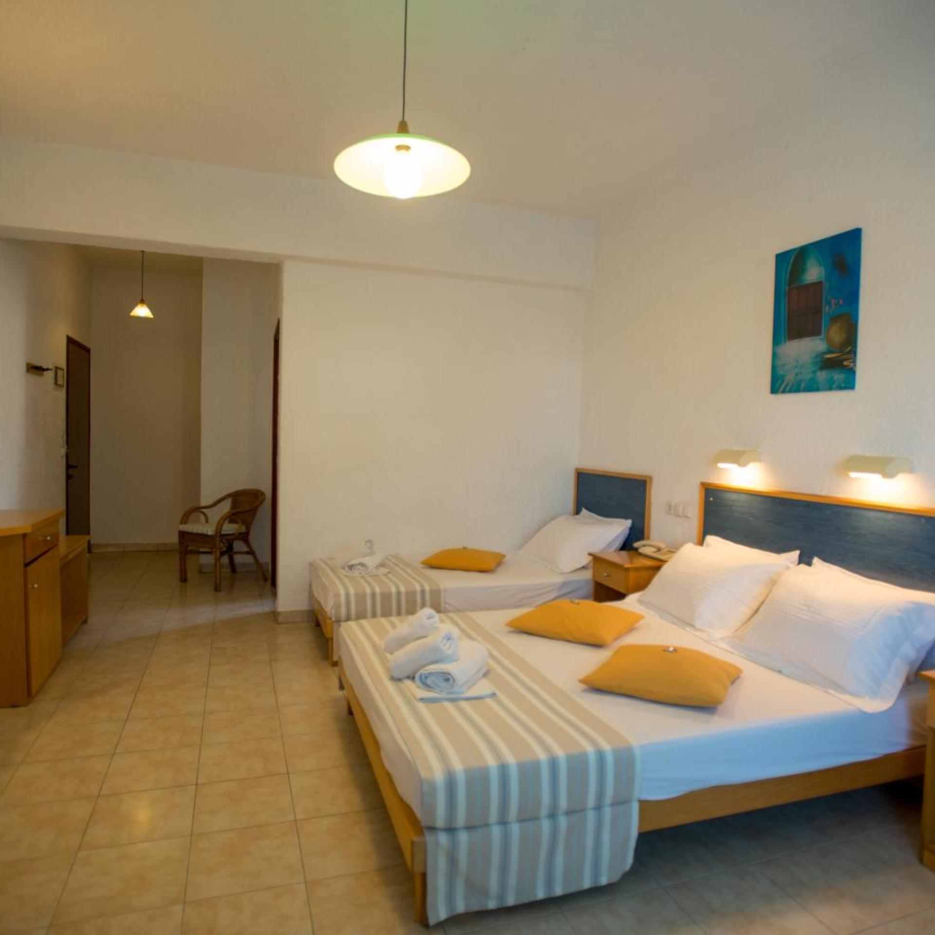 Neos Ikaros Hotel 6/38