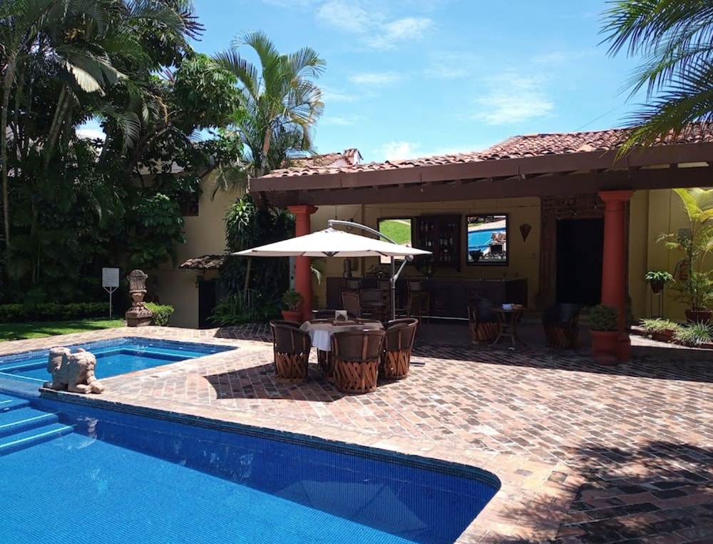 Hotel Casa Colonial 64/68