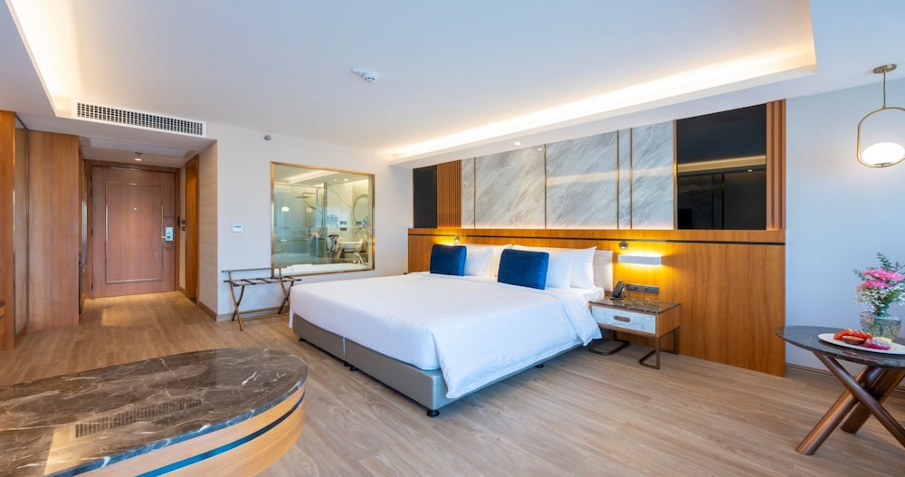 Wyndham Jomtien Pattaya 12/50