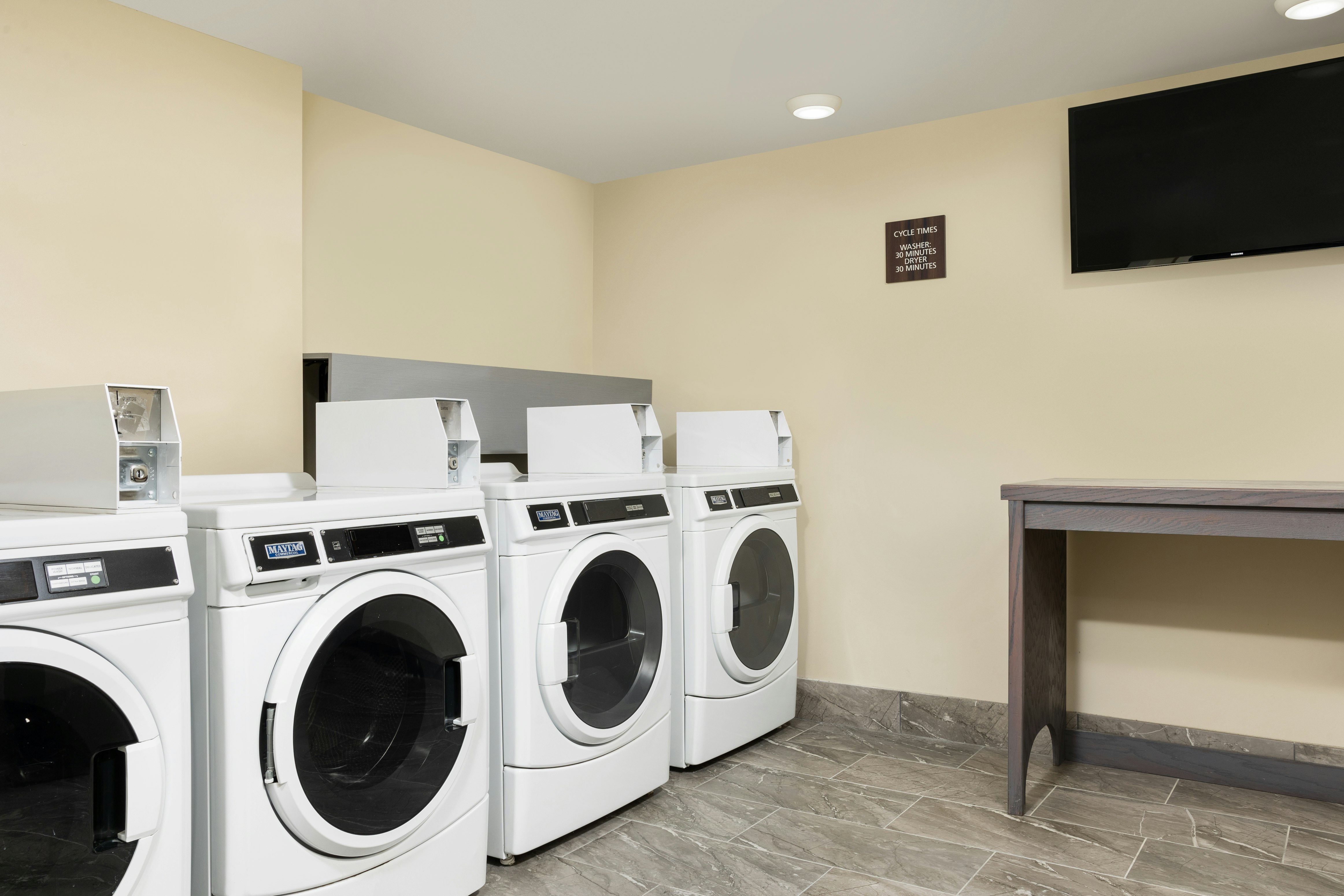 DoubleTree by Hilton Greensboro Airport 44/45