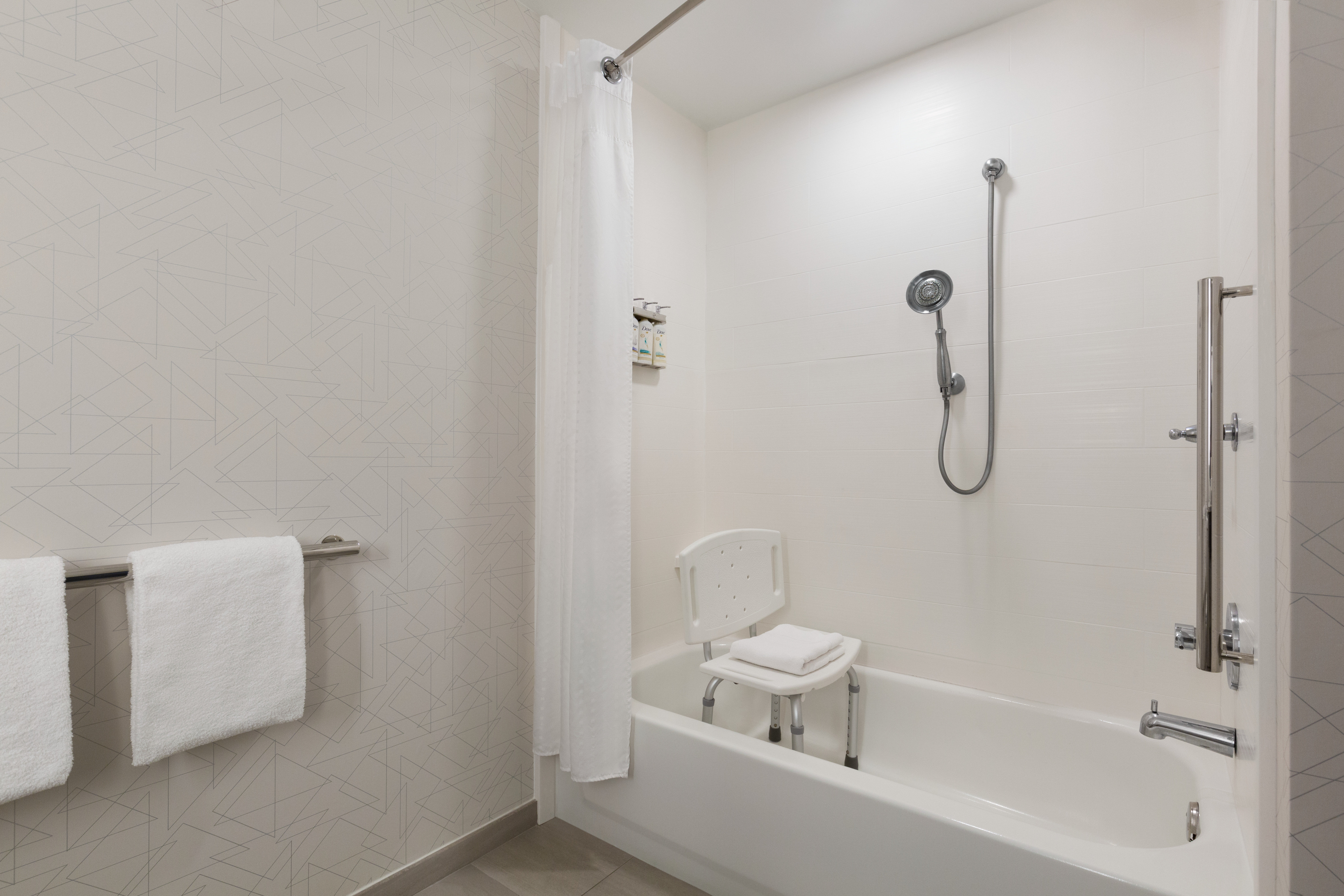 Holiday Inn Express and Suites Tuscaloosa University an IHG Hotel 65/65