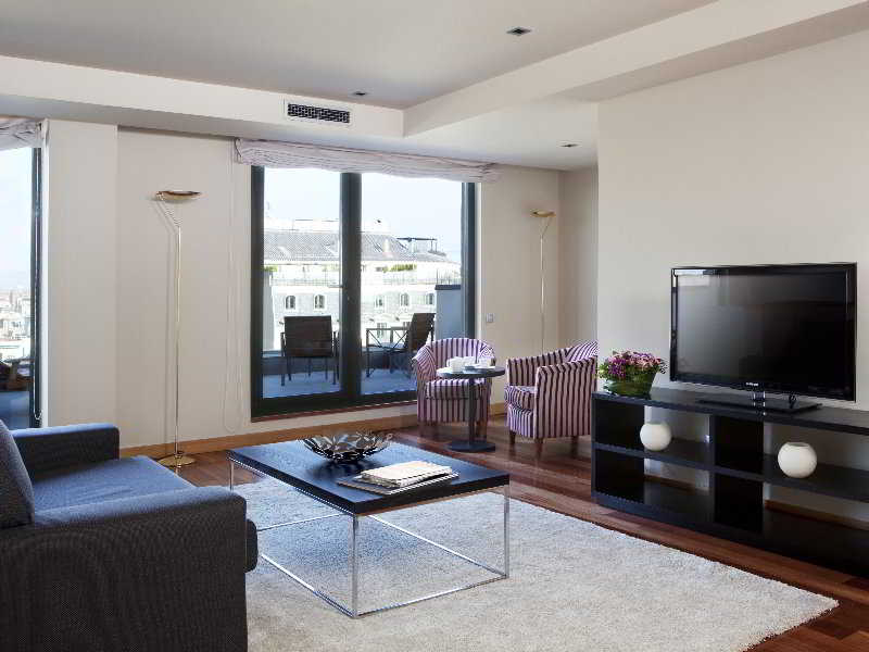 Majestic Residence 15/33
