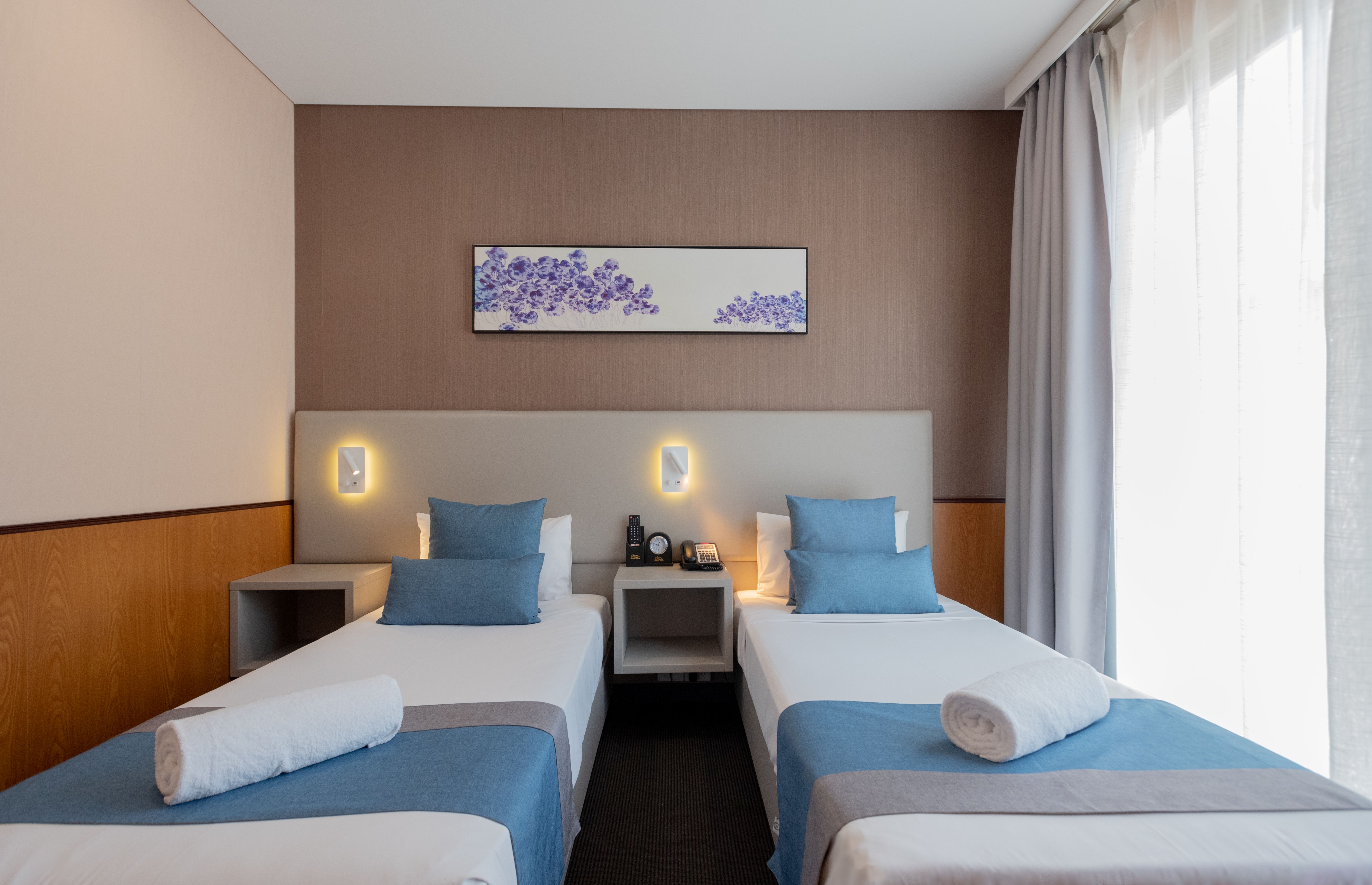 Room, Twin Beds, Balcony