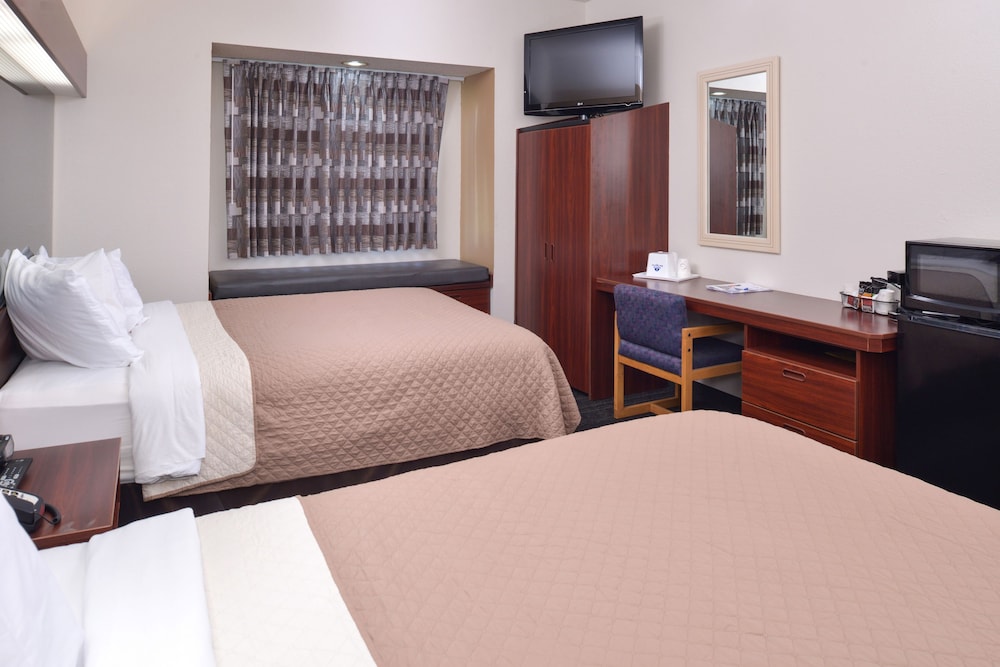 Americas Best Value Inn and Suites Maryville 13/39