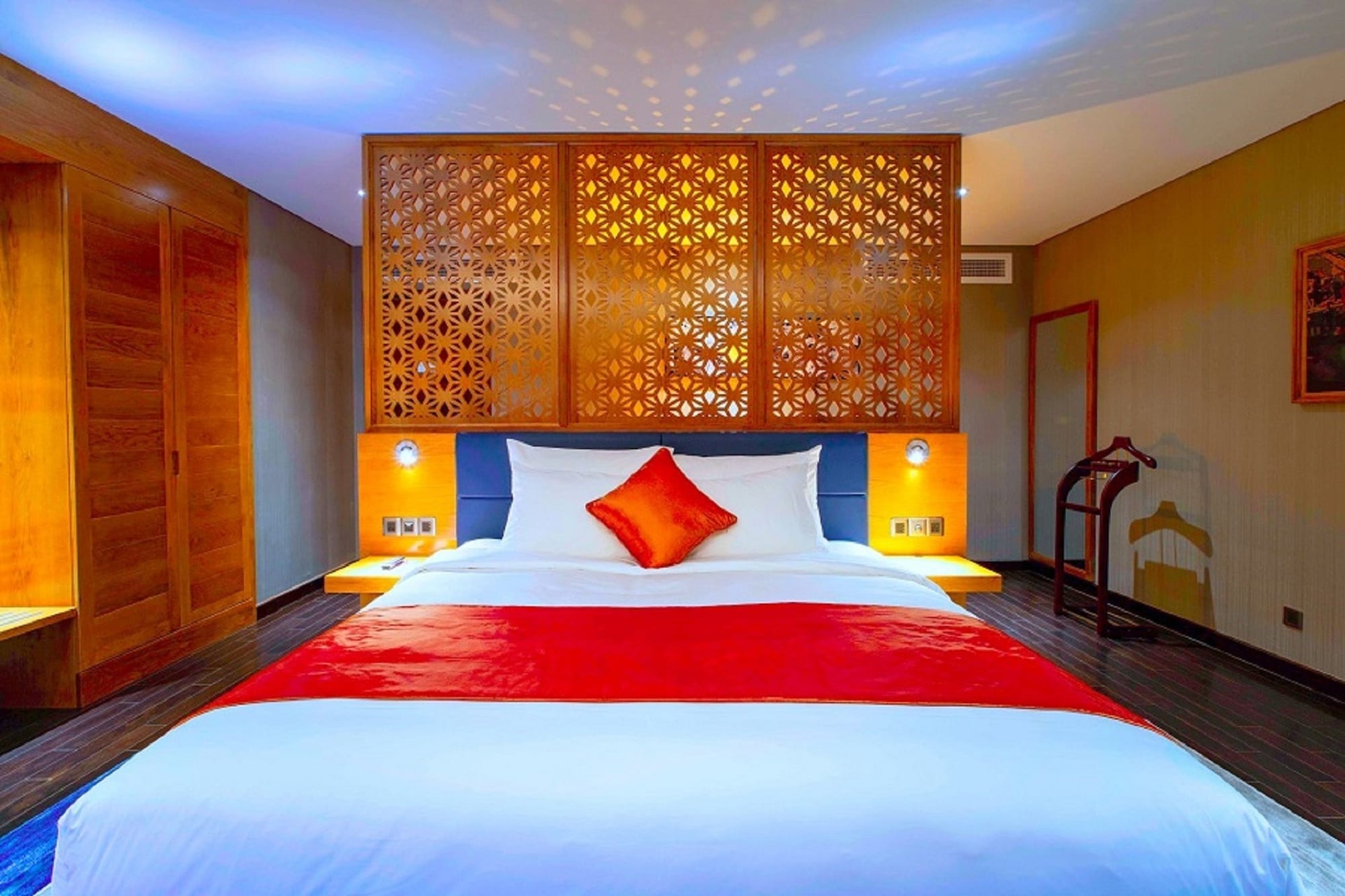ROYAL, SUITE, OCEAN VIEW