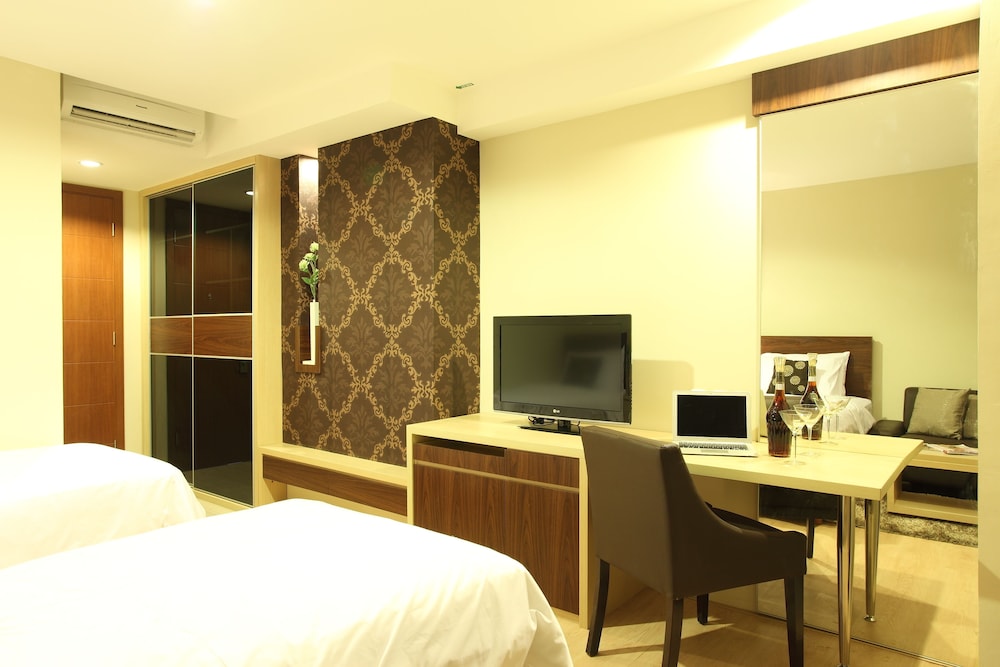 Avissa Suites 17/72