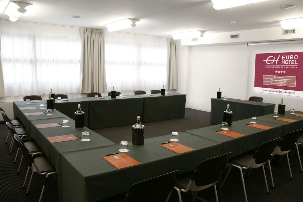 Euro Hotel Residence 36/42