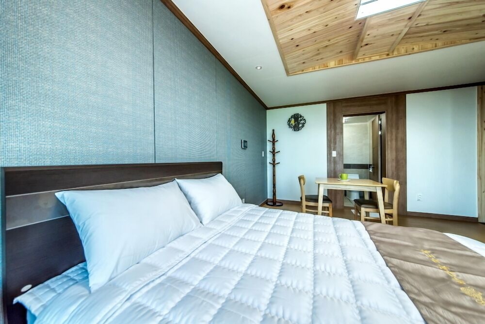 sea and wave pension