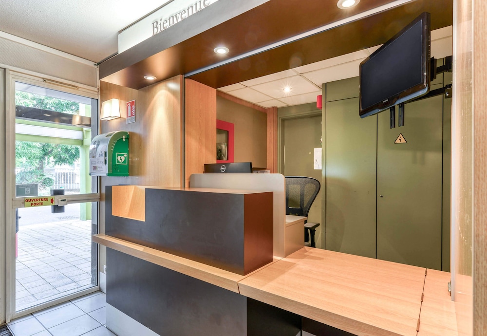 Lobby at B&B Hotel Montpellier (2), SAINT JEAN DE VEDAS