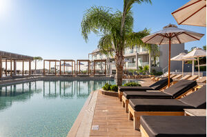 Harmony Crest Resort - Adults Only 37/43