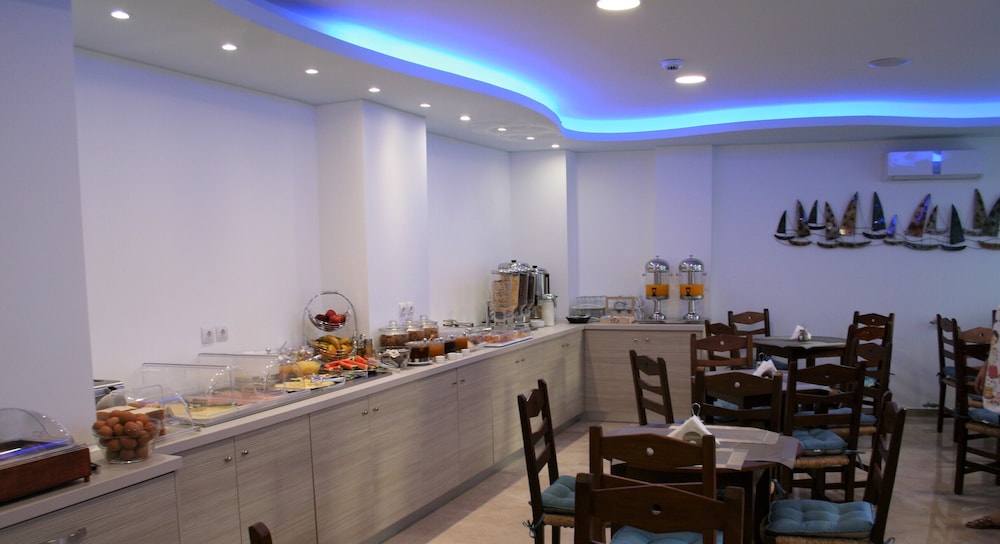 Naiades Marina Hotel Adults only 16+ 50/64