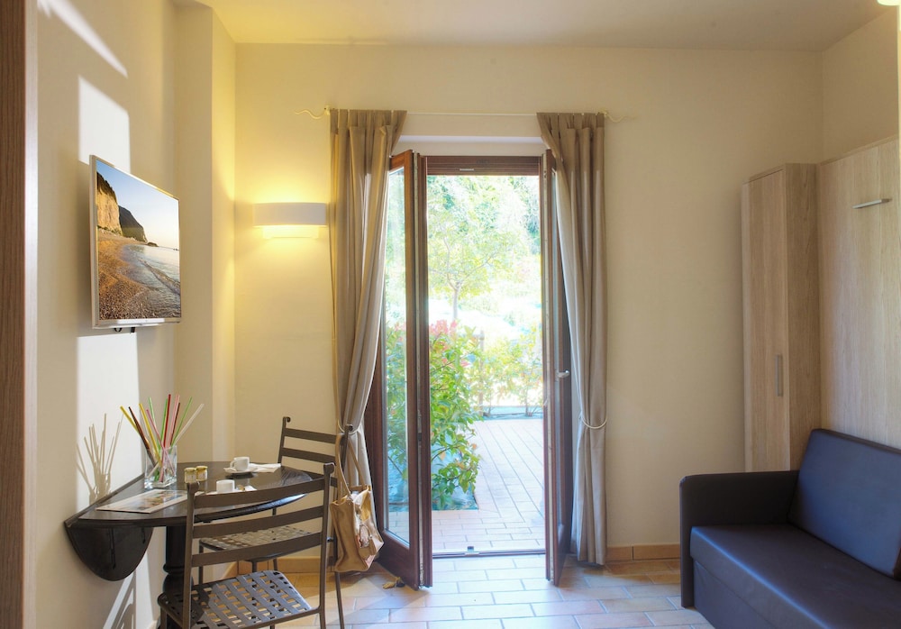 Villa Gens Camuria 20/48